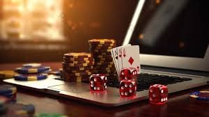 မြန်မာ ကစားသမား ဖုန်းဖြင့် 888y bet slots ကစားနေသောမြင်ကွင်း